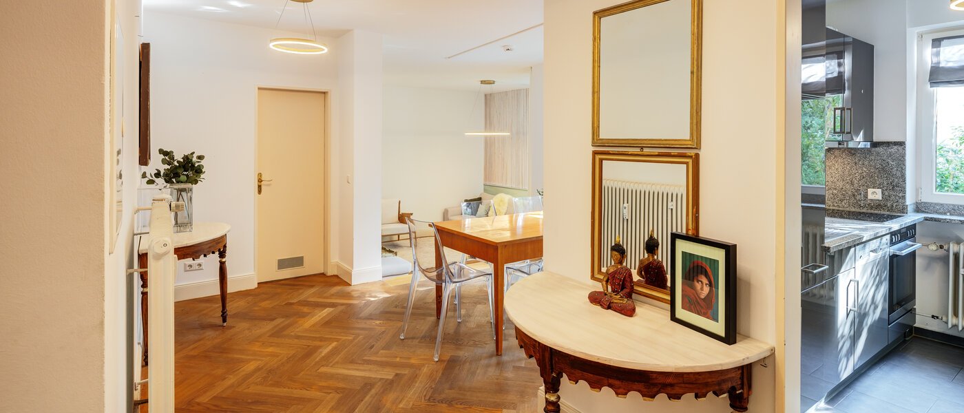 appartamento a due livelli München Herzogpark 05 ingresso/corridioio 12889