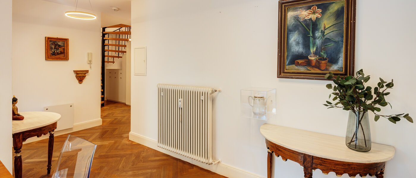 appartamento a due livelli München Herzogpark 06 ingresso/corridioio 12889