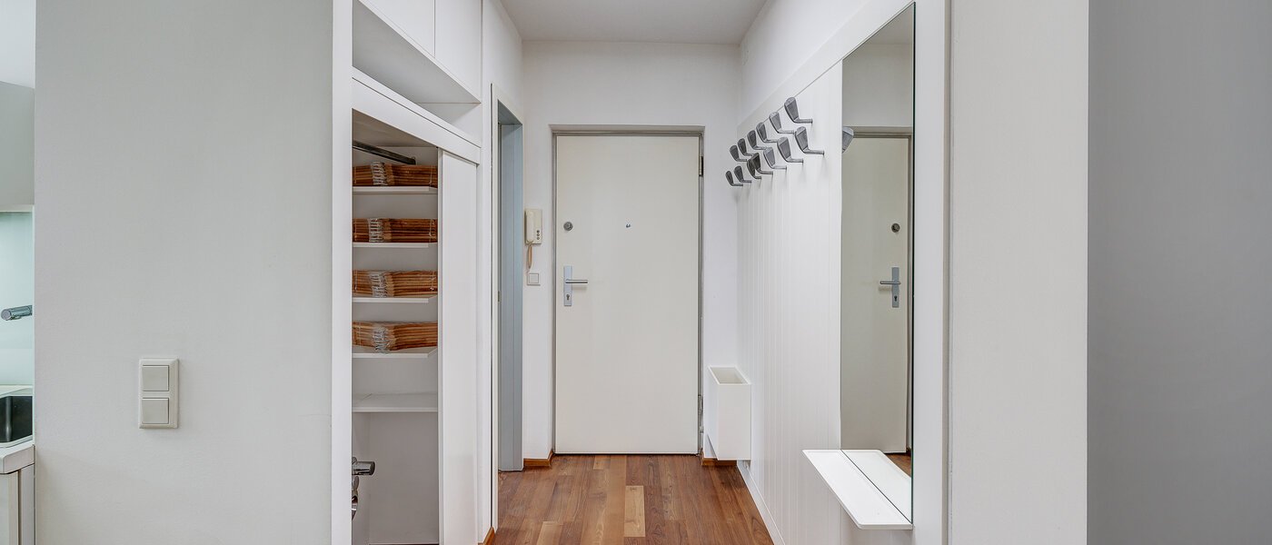 appartamento München Altbogenhausen 01 ingresso/corridioio 12943