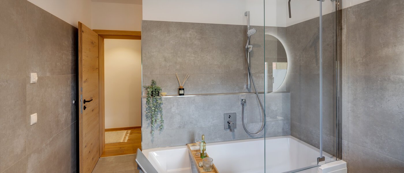 appartamento con galleria Gmund am Tegernsee 02 bagno 12967