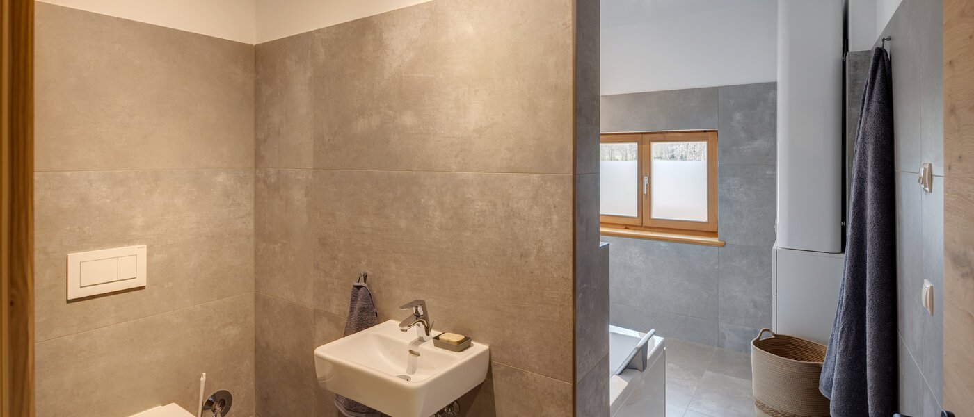 appartamento con galleria Gmund am Tegernsee 05 bagno 12967