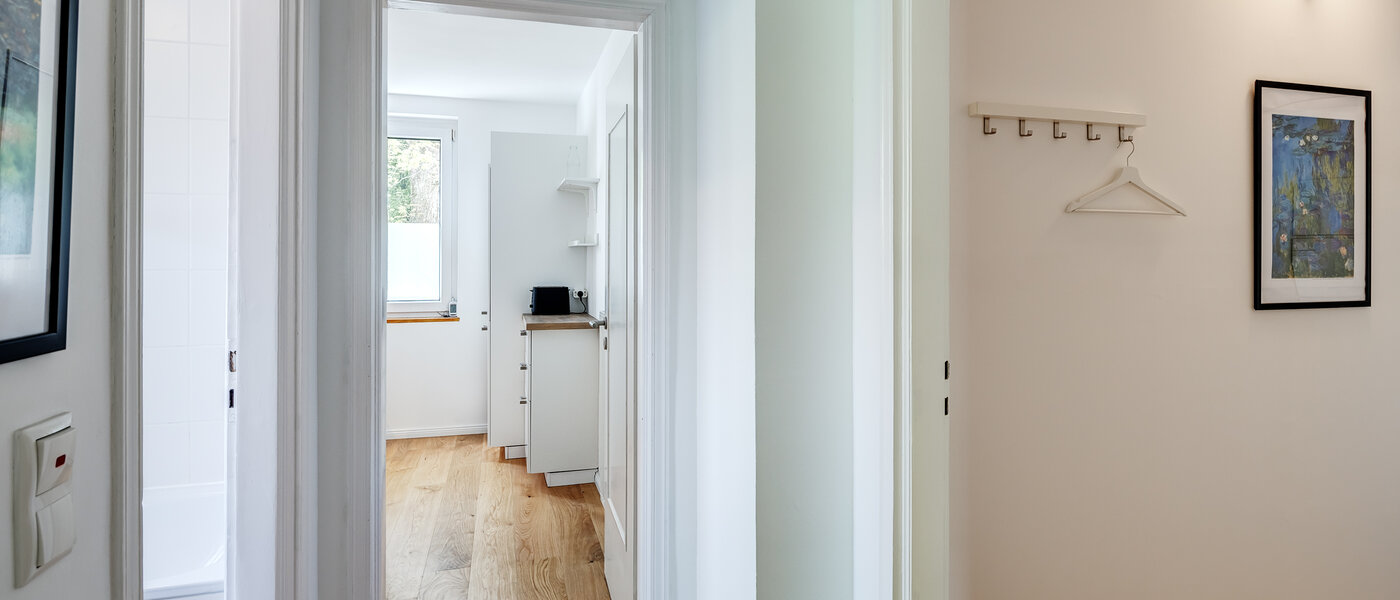 appartamento con giardino Germering 02 ingresso/corridioio 13004