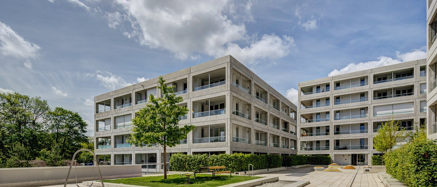 appartamento München Allach 01 cortile interno  13010