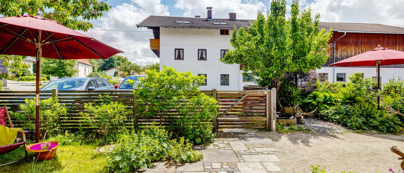 appartamento Tuntenhausen 04 cortile interno  13021