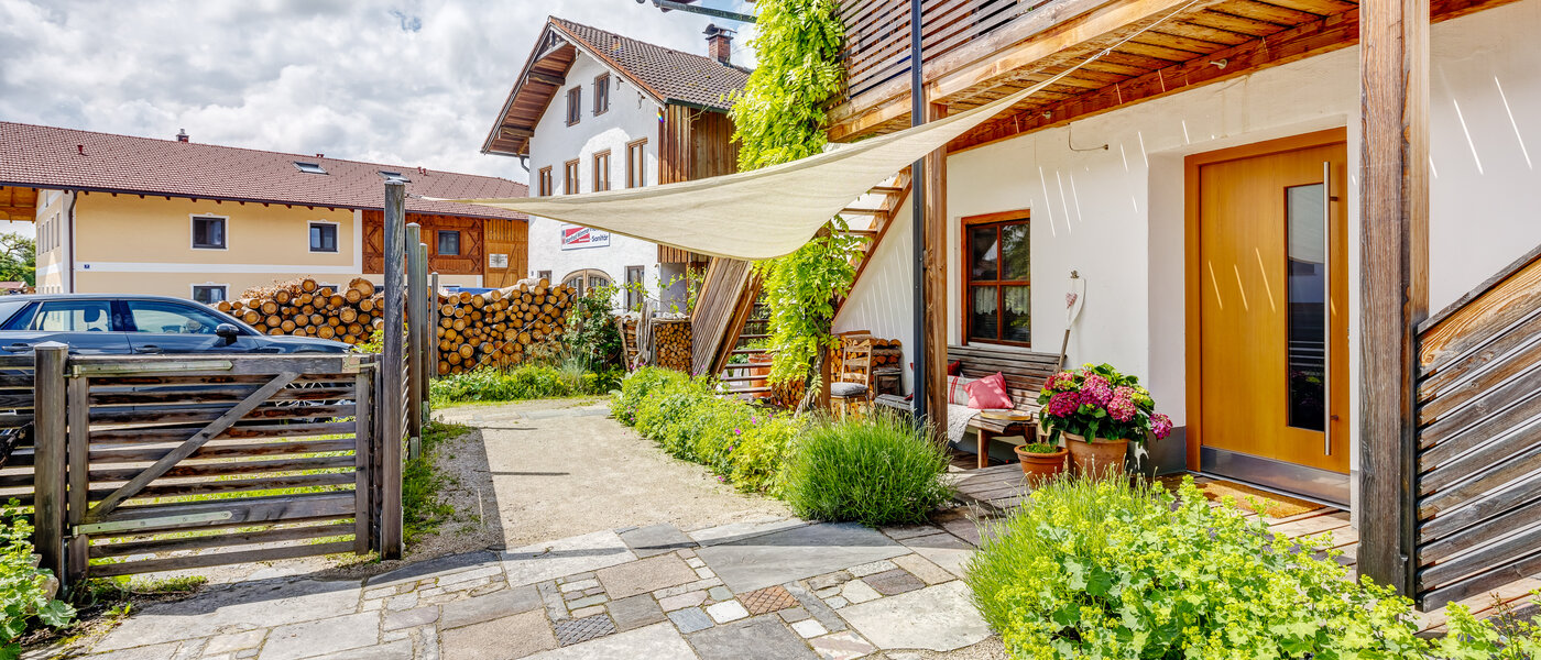 appartamento Tuntenhausen 05 cortile interno  13021