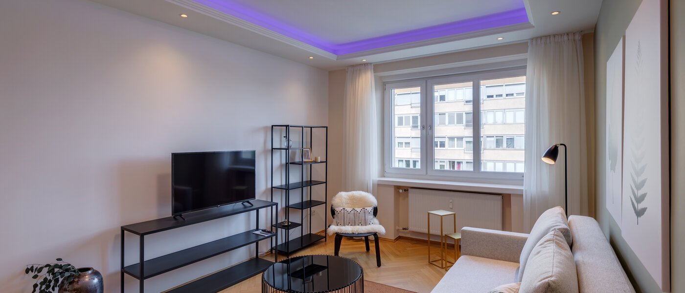 appartamento München Haidhausen 05 soggiorno 13029