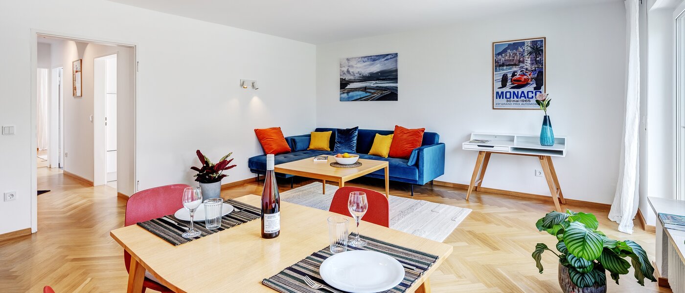 appartamento München Berg am Laim 04 soggiorno 13039