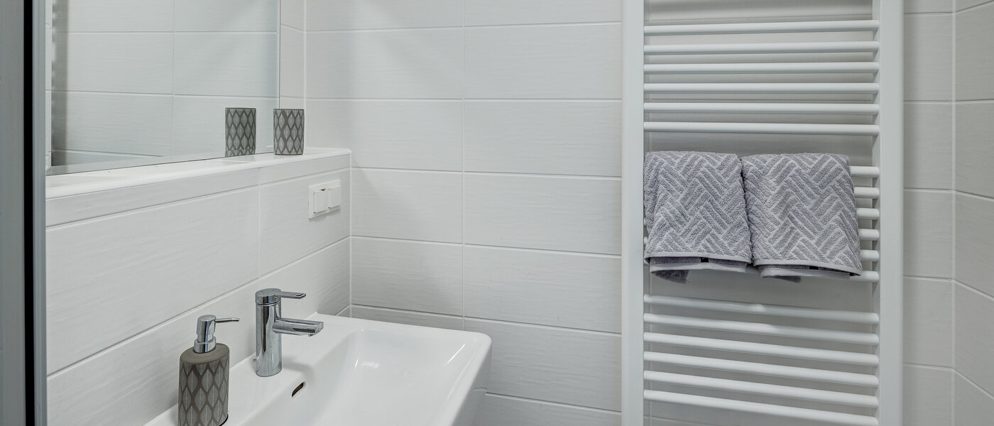 appartamento Haar 02 2° bagno 13044