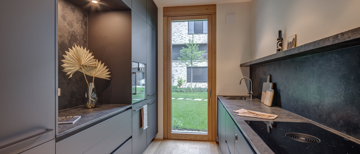 appartamento con giardino München Harlaching 02 cucina 13067