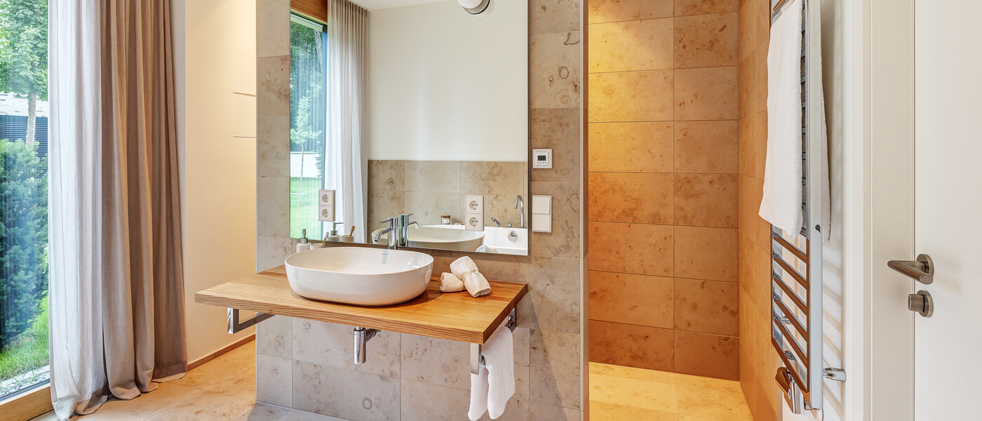 appartamento con giardino München Harlaching 03 bagno 13067