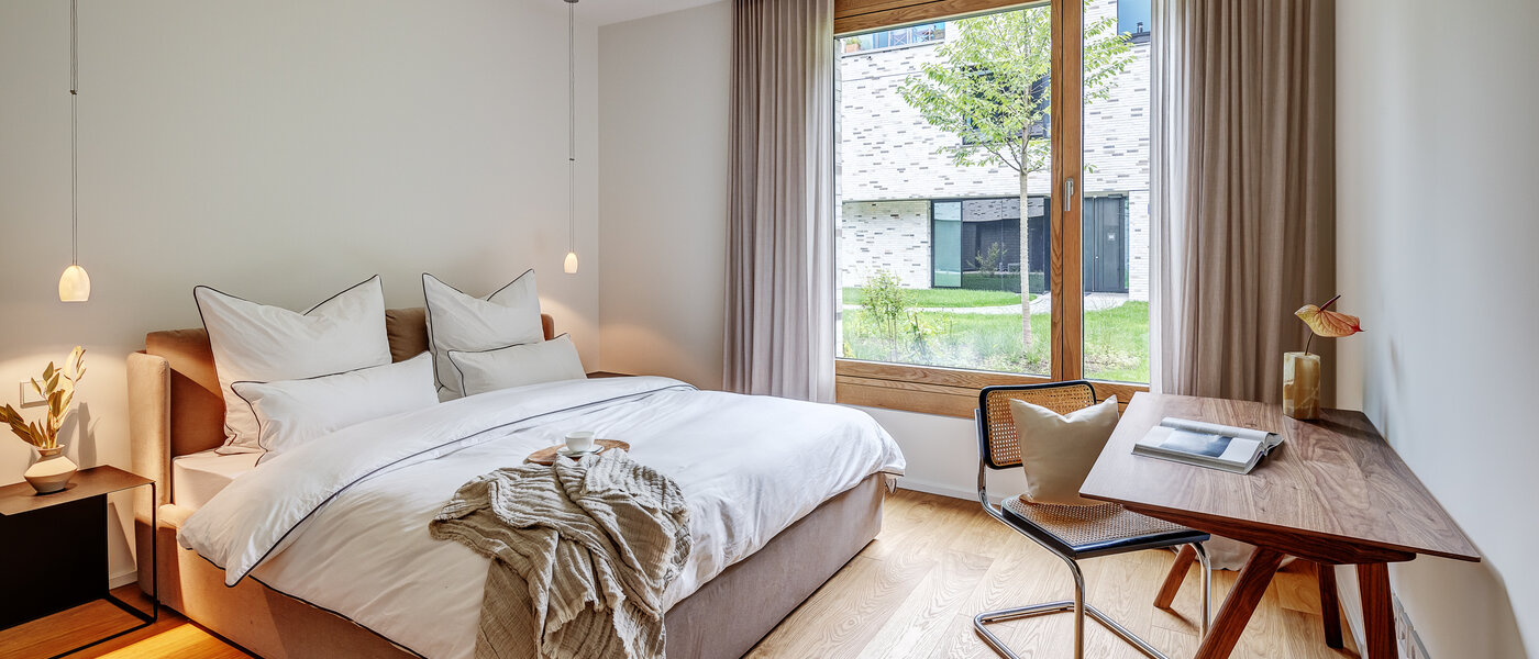 appartamento con giardino München Harlaching 03 camera da letto 13067