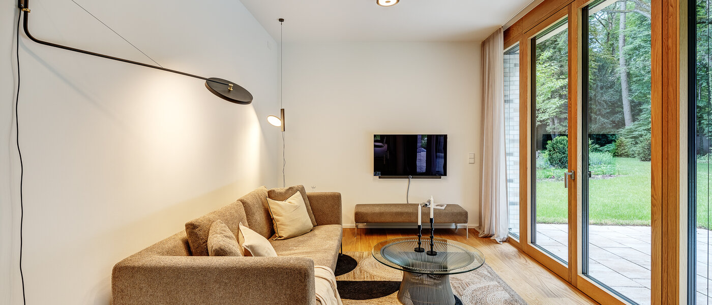 appartamento con giardino München Harlaching 03 zona living 13067