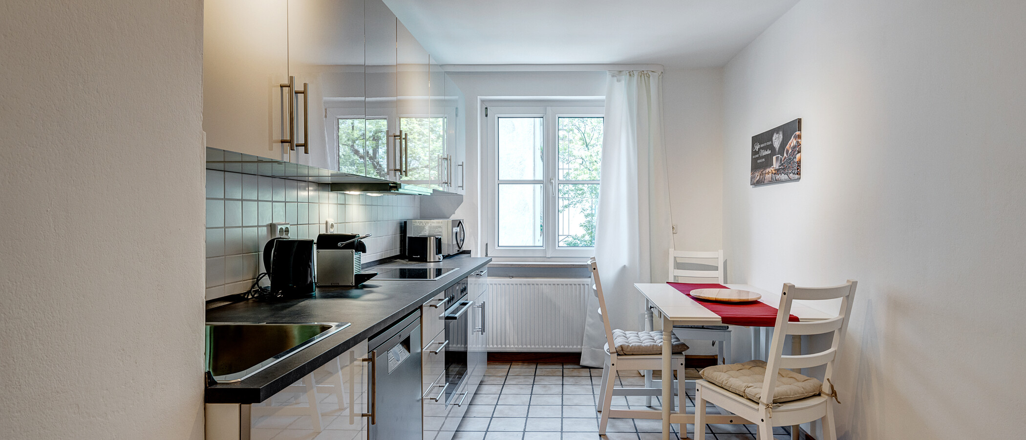 appartamento München Neuhausen 01 cucina 13100