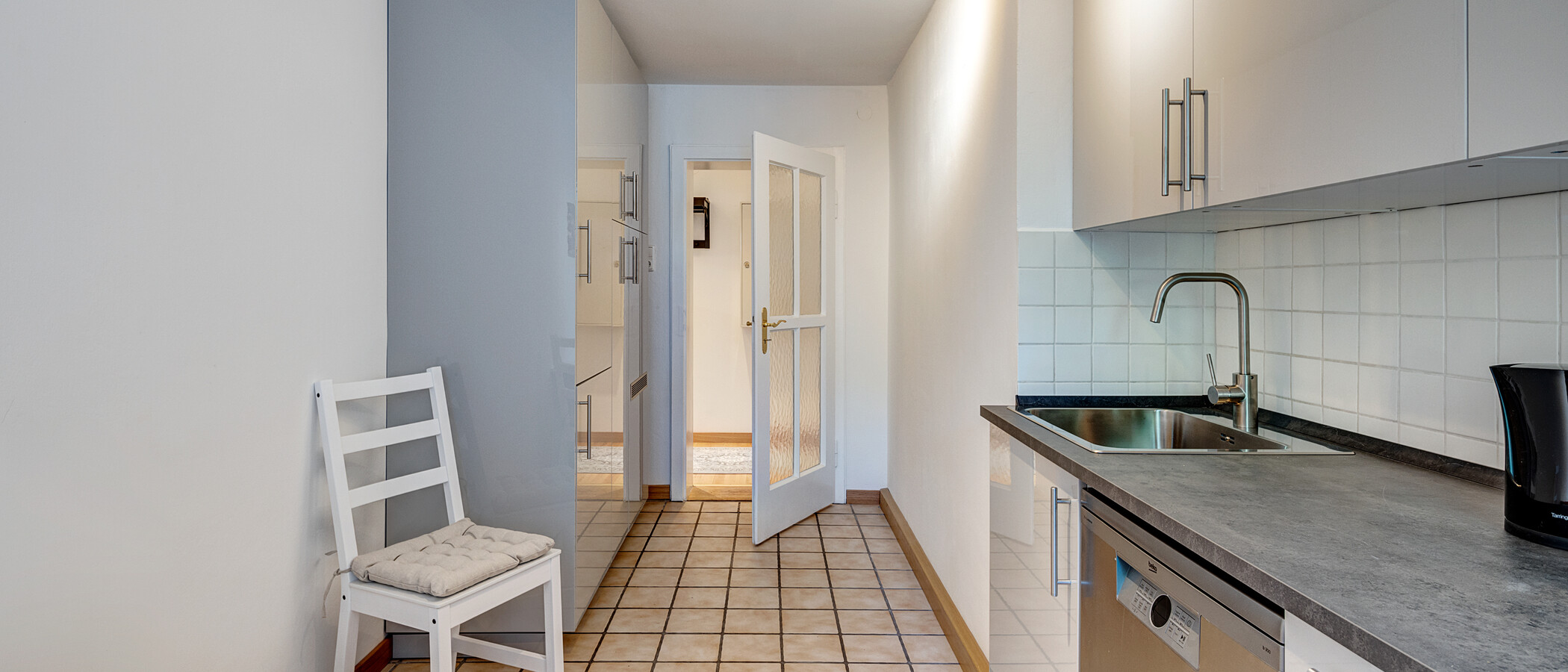 appartamento München Neuhausen 03 cucina 13100