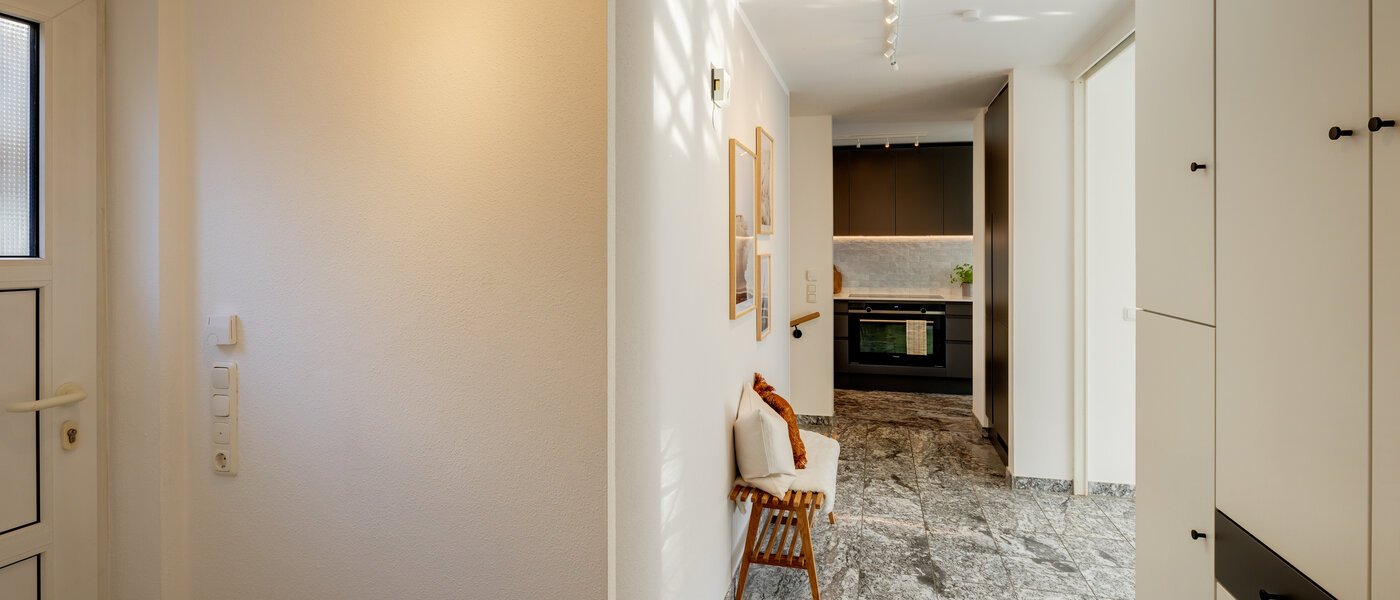 maisonette München Trudering 01 ingresso/corridioio 13109