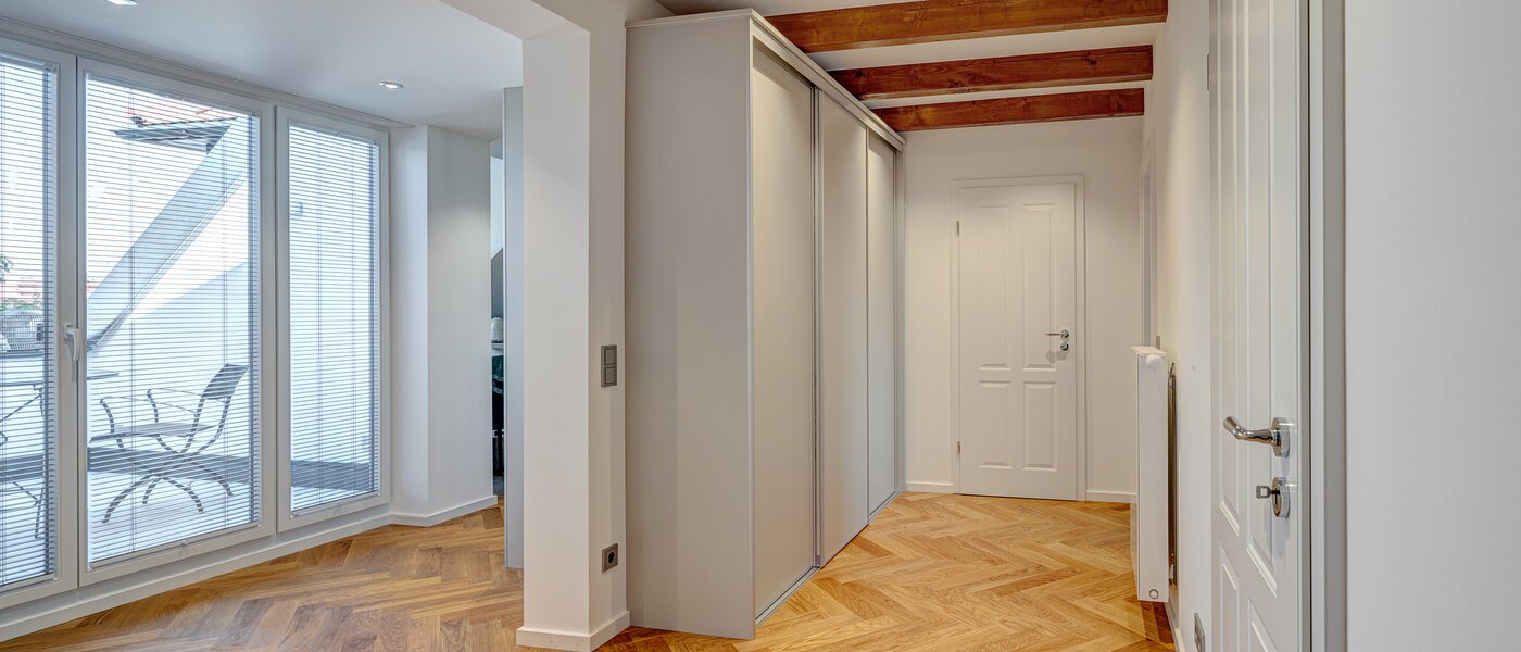 maisonette München Neuhausen 03 ingresso/corridioio 13127