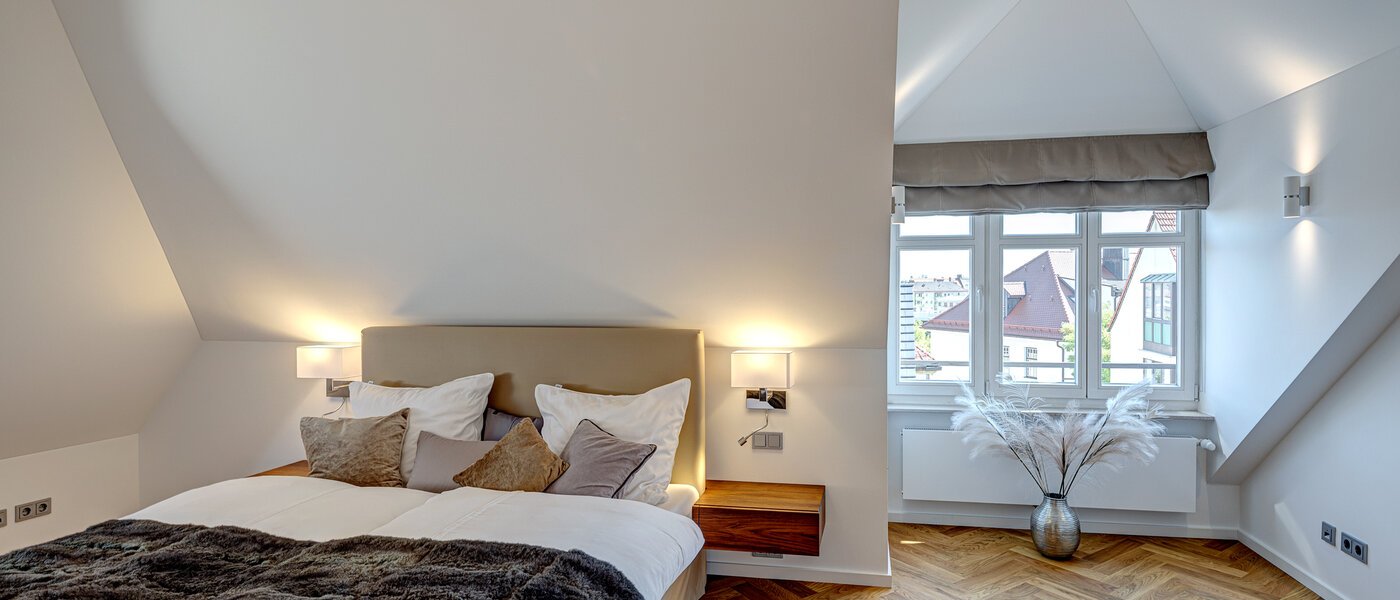 maisonette München Neuhausen 02 camera da letto 13127