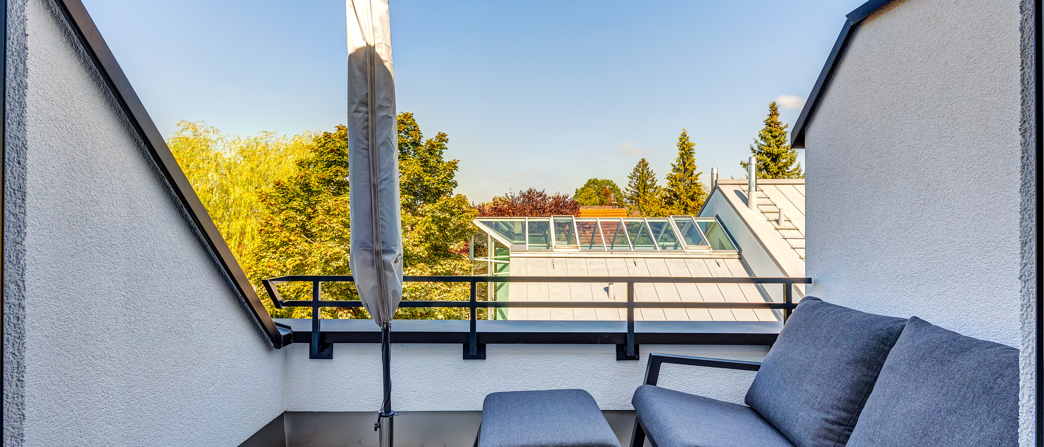 attico München Trudering 01 terrazza sul tetto 13137