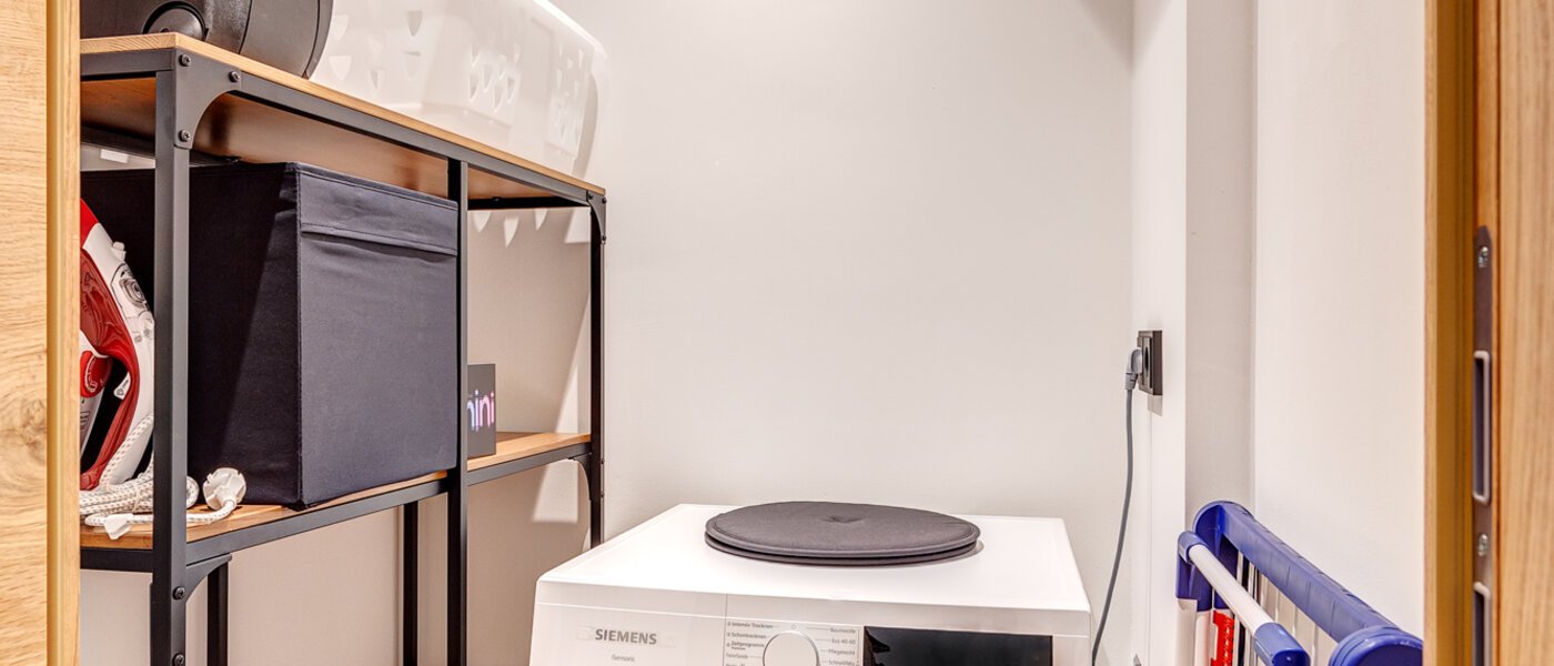 appartamento München Schwanthalerhöhe 01 ripostiglio 13143