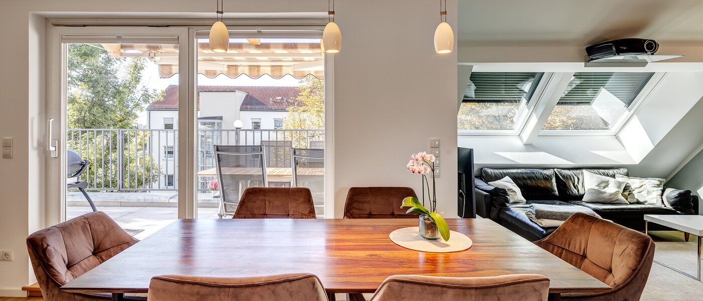 appartamento München Berg am Laim 01 zona pranzo 13179