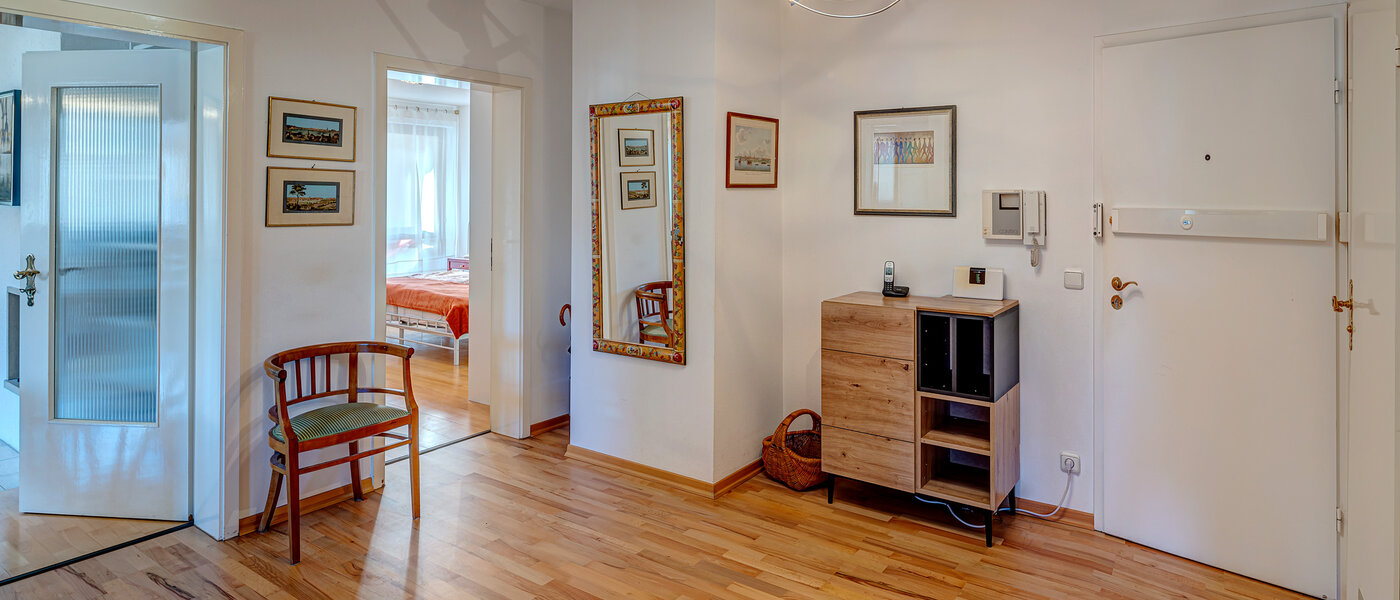 appartamento München Altbogenhausen 03 ingresso/corridioio 13244