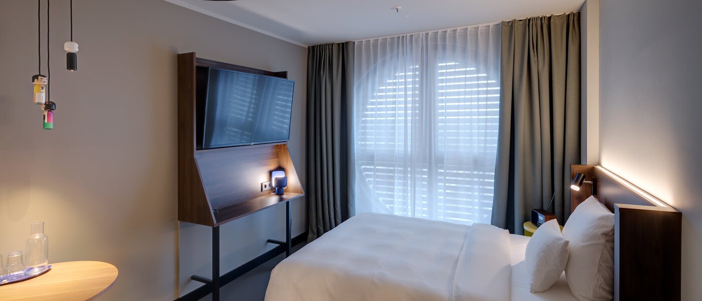 abitazione München Neuperlach 01 zona notte 13247