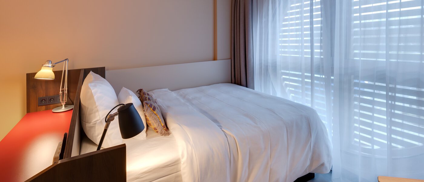 abitazione München Neuperlach 01 zona notte 13258