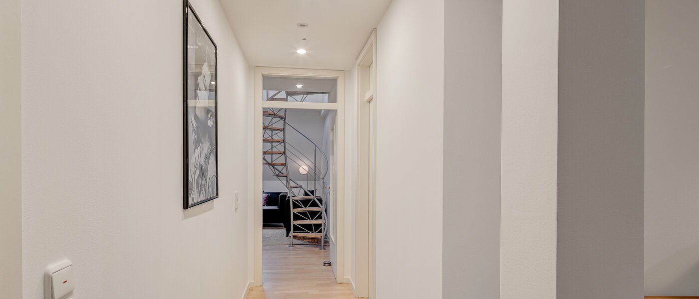 maisonnette con galleria München Maxvorstadt 02 ingresso/corridioio 13317