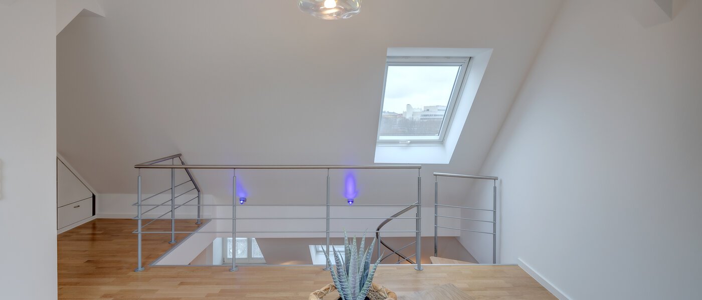 maisonnette con galleria München Maxvorstadt 05 2° zona notte 13317