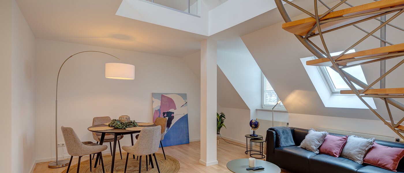 maisonnette con galleria München Maxvorstadt 01 zona living 13317