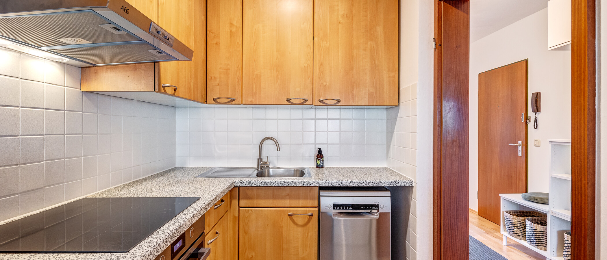 appartamento München Neuhausen 03 cucina 13344