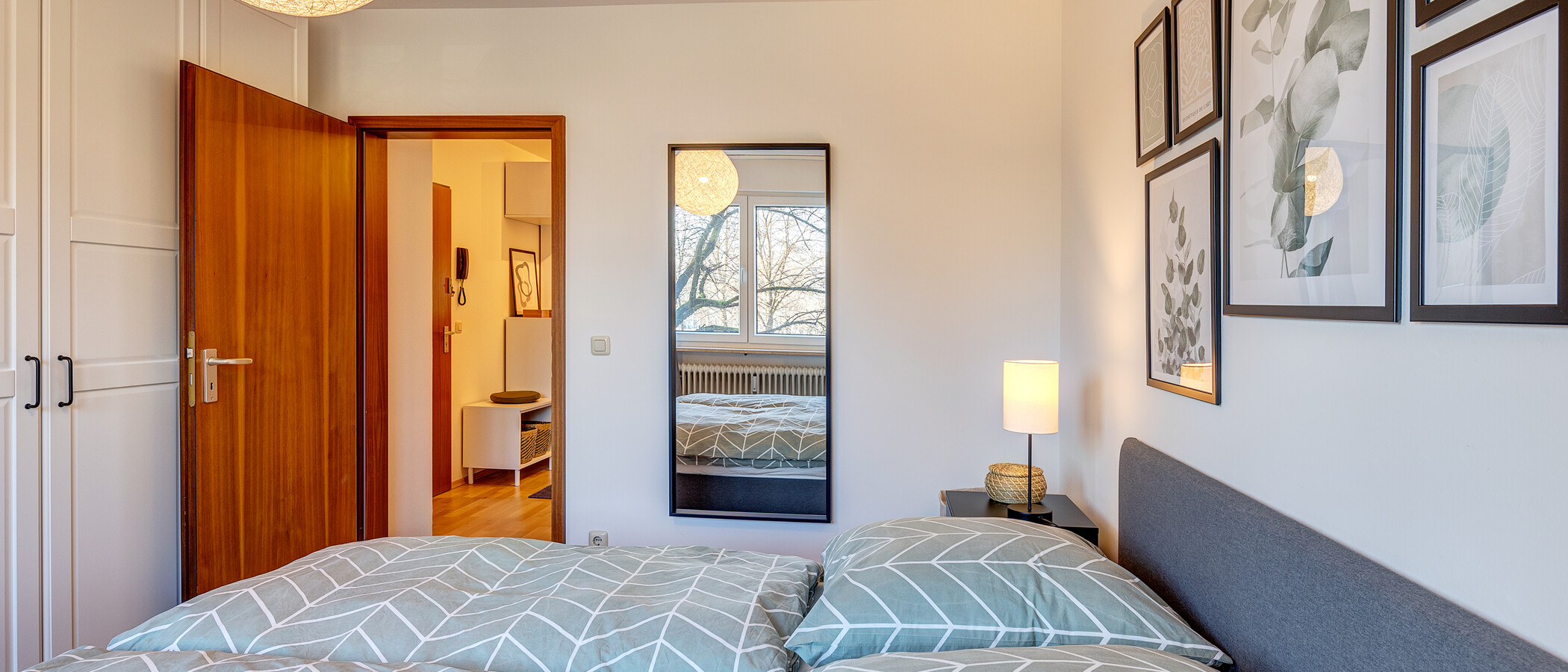 appartamento München Neuhausen 04 camera da letto 13344