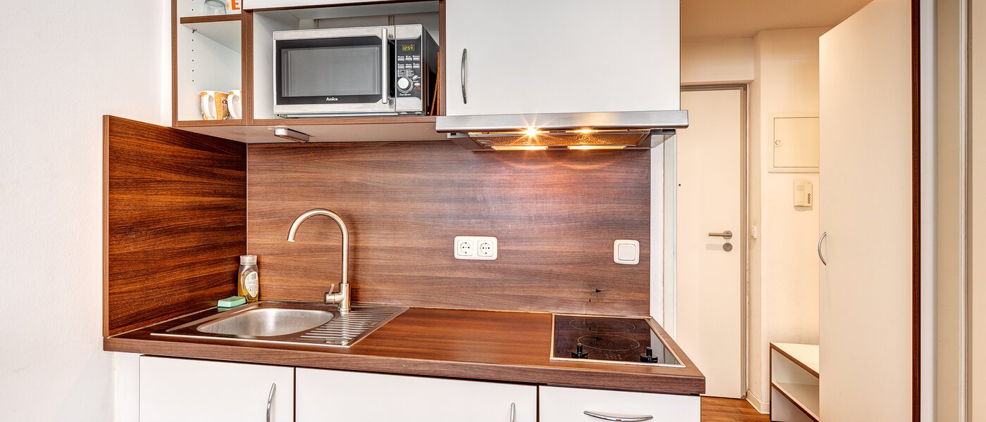 appartamento München Milbertshofen 01 cucina 13431