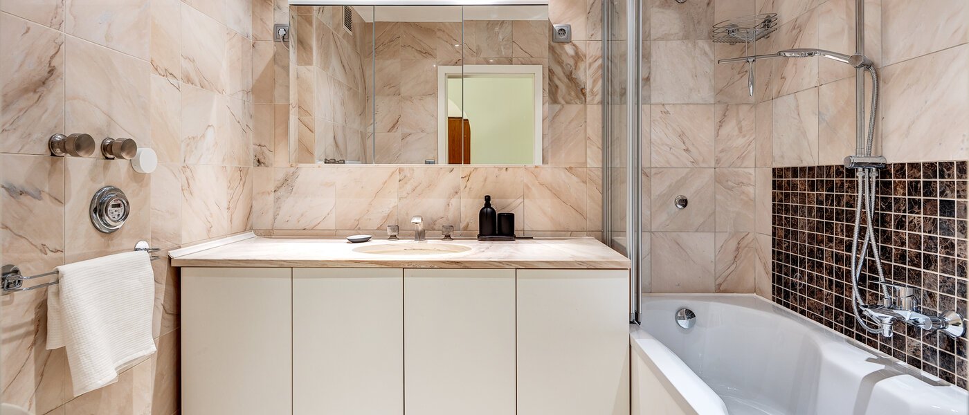 appartamento München Schwabing - Alte Heide 01 bagno 13448