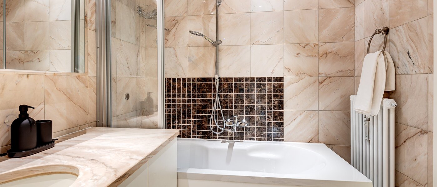 appartamento München Schwabing - Alte Heide 02 bagno 13448