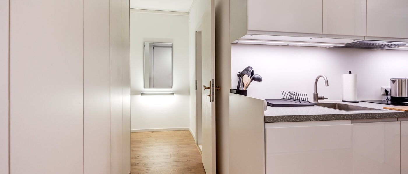 appartamento München Schwabing - Alte Heide 04 ingresso/corridioio 13448