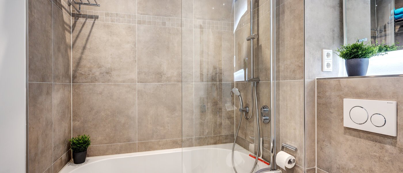 appartamento München Moosach 03 bagno 13450