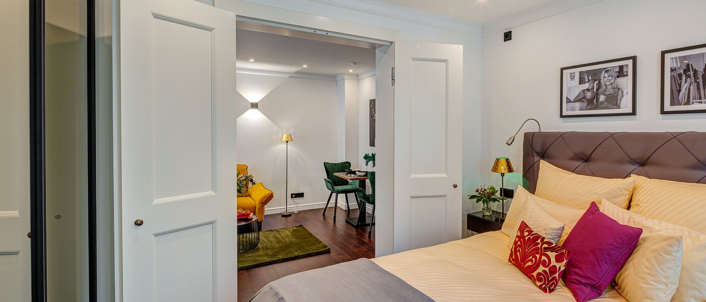 appartamento München Nymphenburg 04 camera da letto 13556