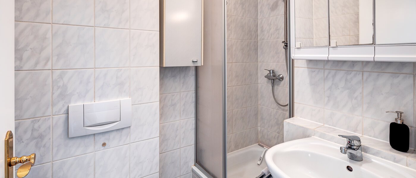 appartamento München Obermenzing 01 bagno 13578