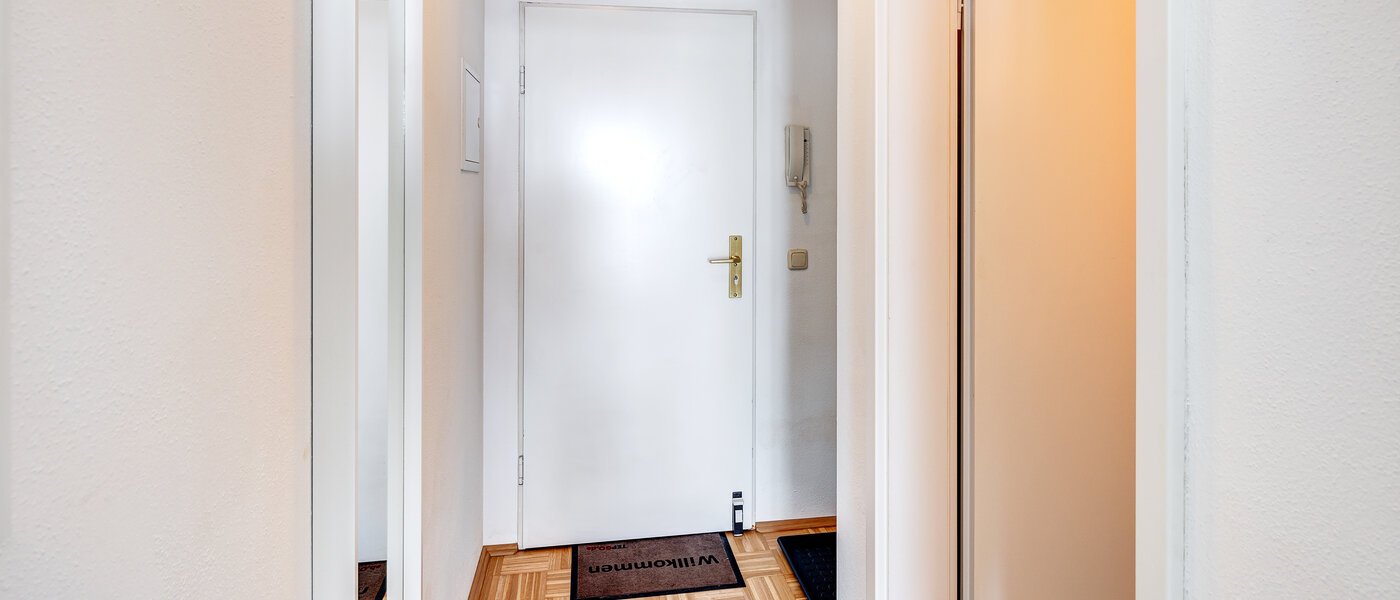 appartamento München Obermenzing 01 ingresso/corridioio 13578