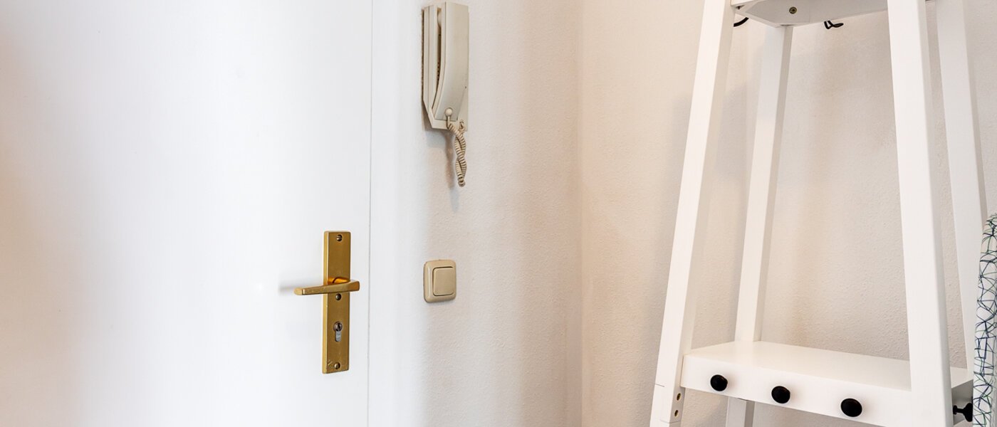 appartamento München Obermenzing 02 ingresso/corridioio 13578