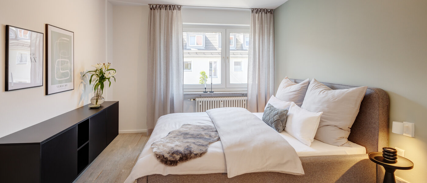 appartamento München Bogenhausen 01 camera da letto 13604