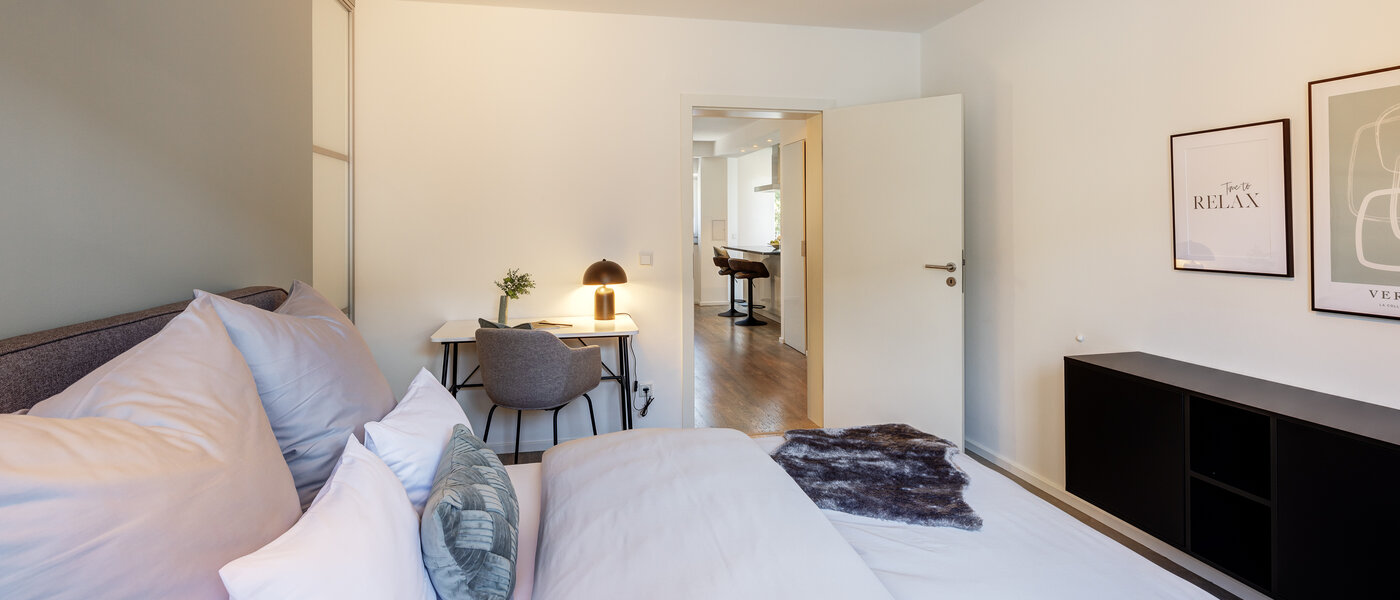 appartamento München Bogenhausen 05 camera da letto 13604