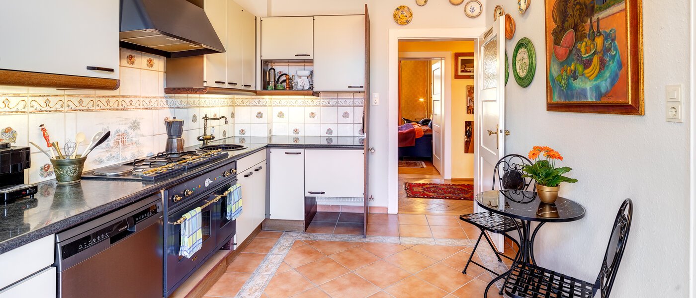 appartamento München Bogenhausen 03 cucina 13612