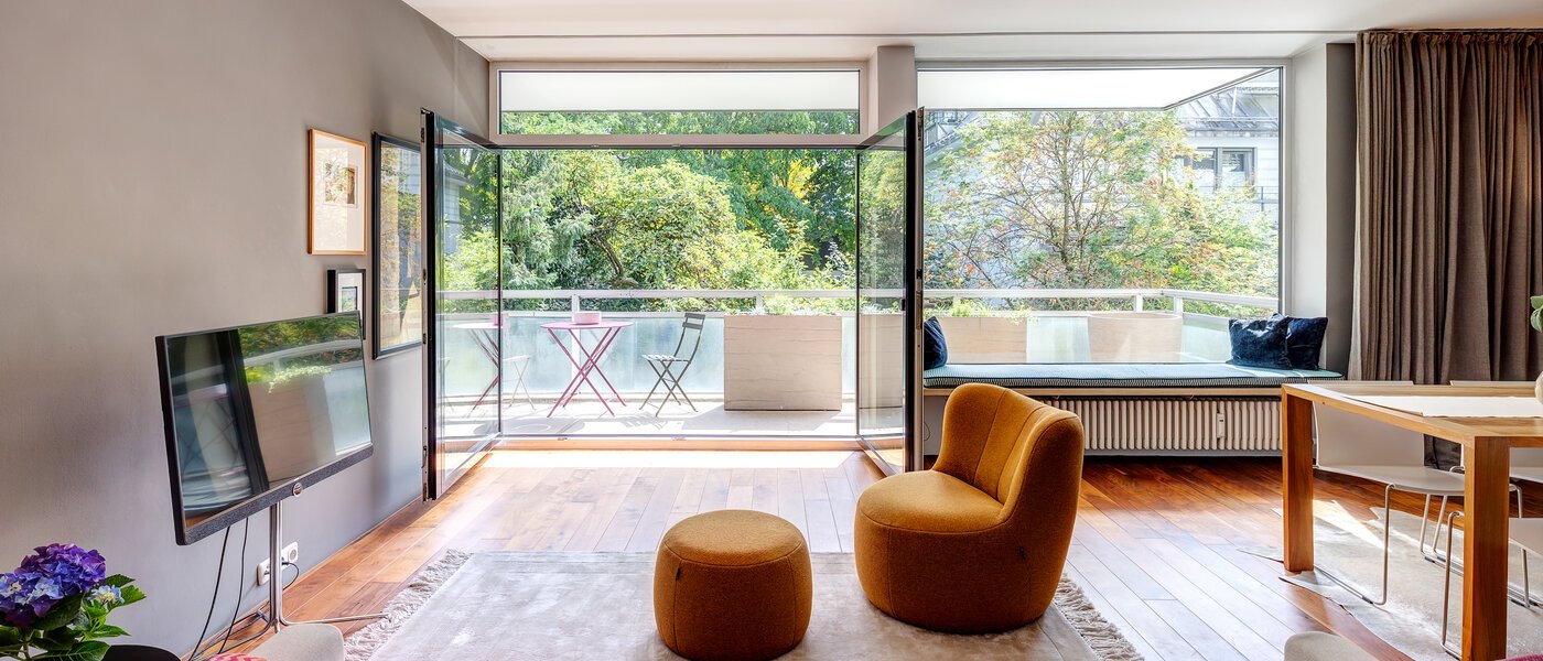 appartamento München Altbogenhausen 02 soggiorno 13633