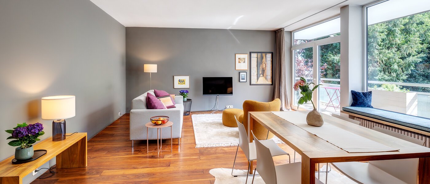 appartamento München Altbogenhausen 05 soggiorno 13633