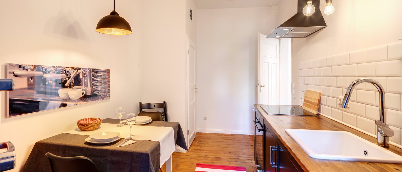 appartamento München Glockenbachviertel 03 cucina 13665