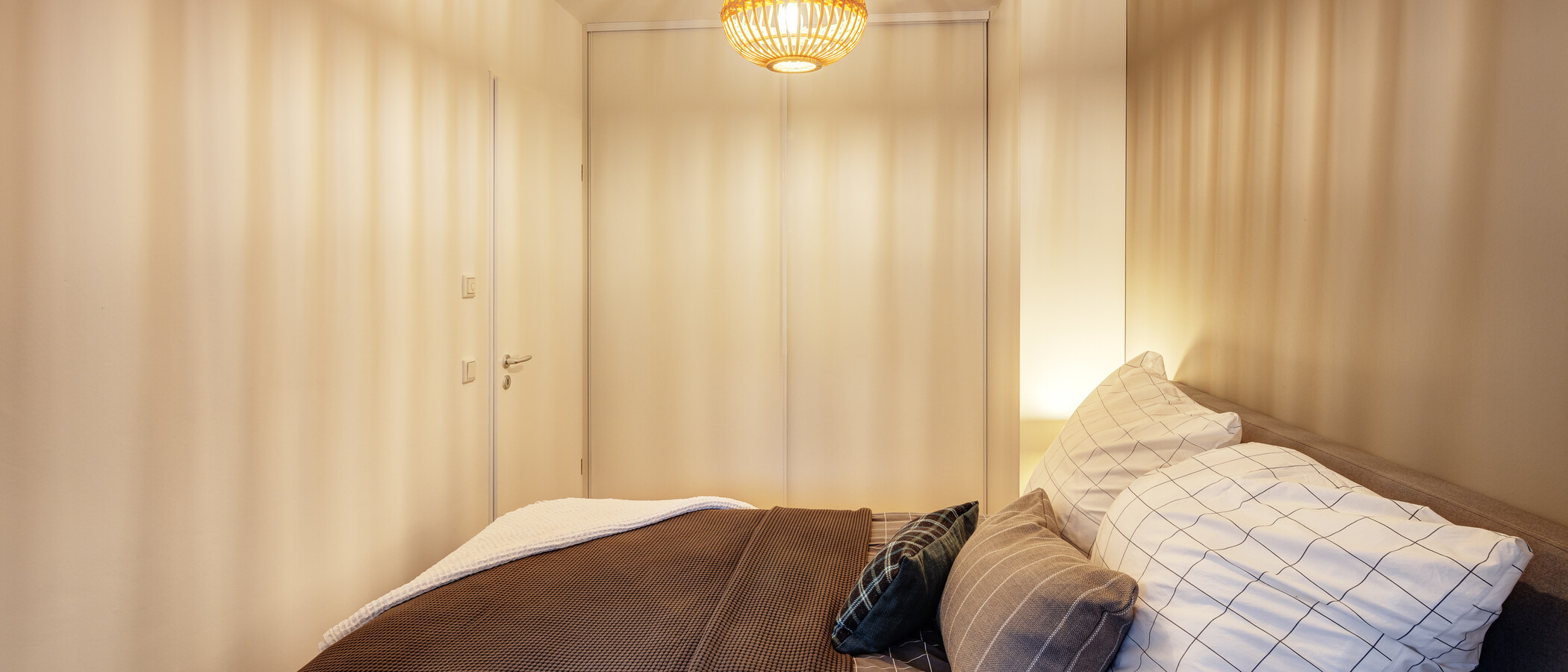appartamento München Schwabing-West (rund um den Hohenzollernplatz) 04 camera da letto 13671