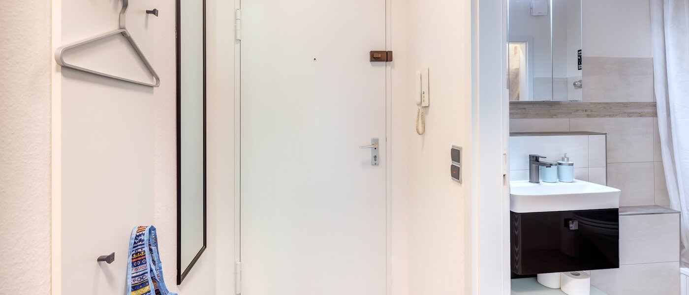 appartamento Unterschleißheim 01 ingresso/corridioio 13675