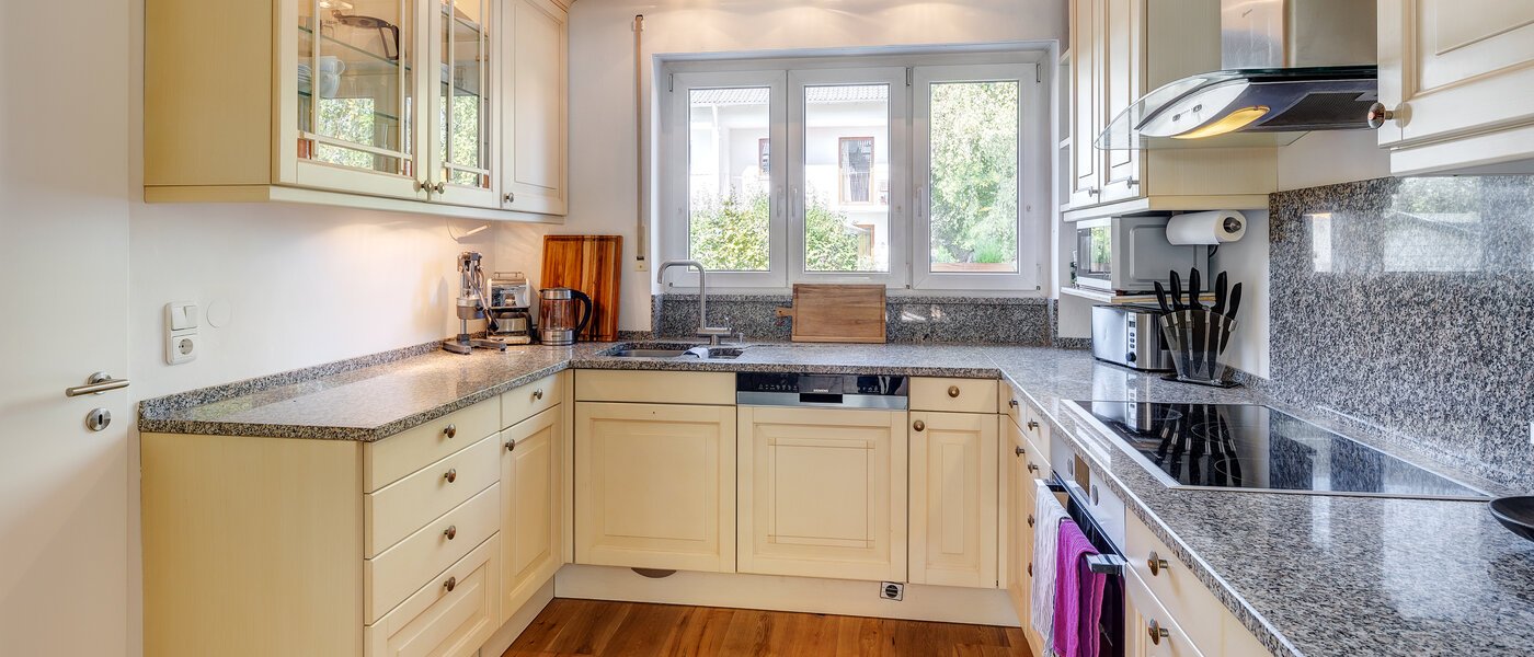 casa a schiera ad angolo Eichenau 01 cucina 13696